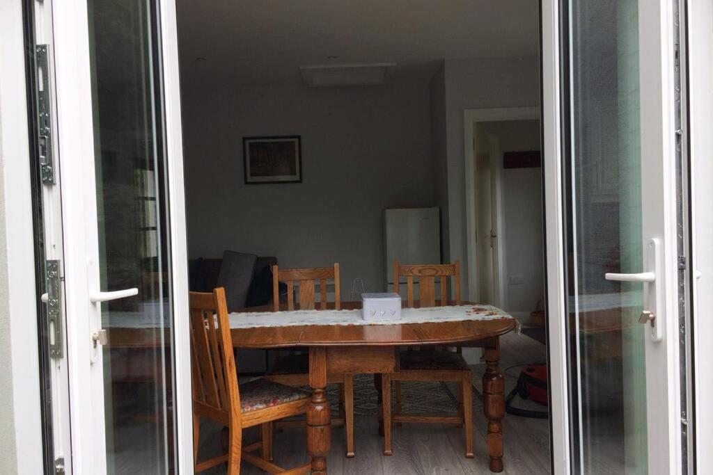 Apartamento Mews With Garden Views Carlow Exterior foto